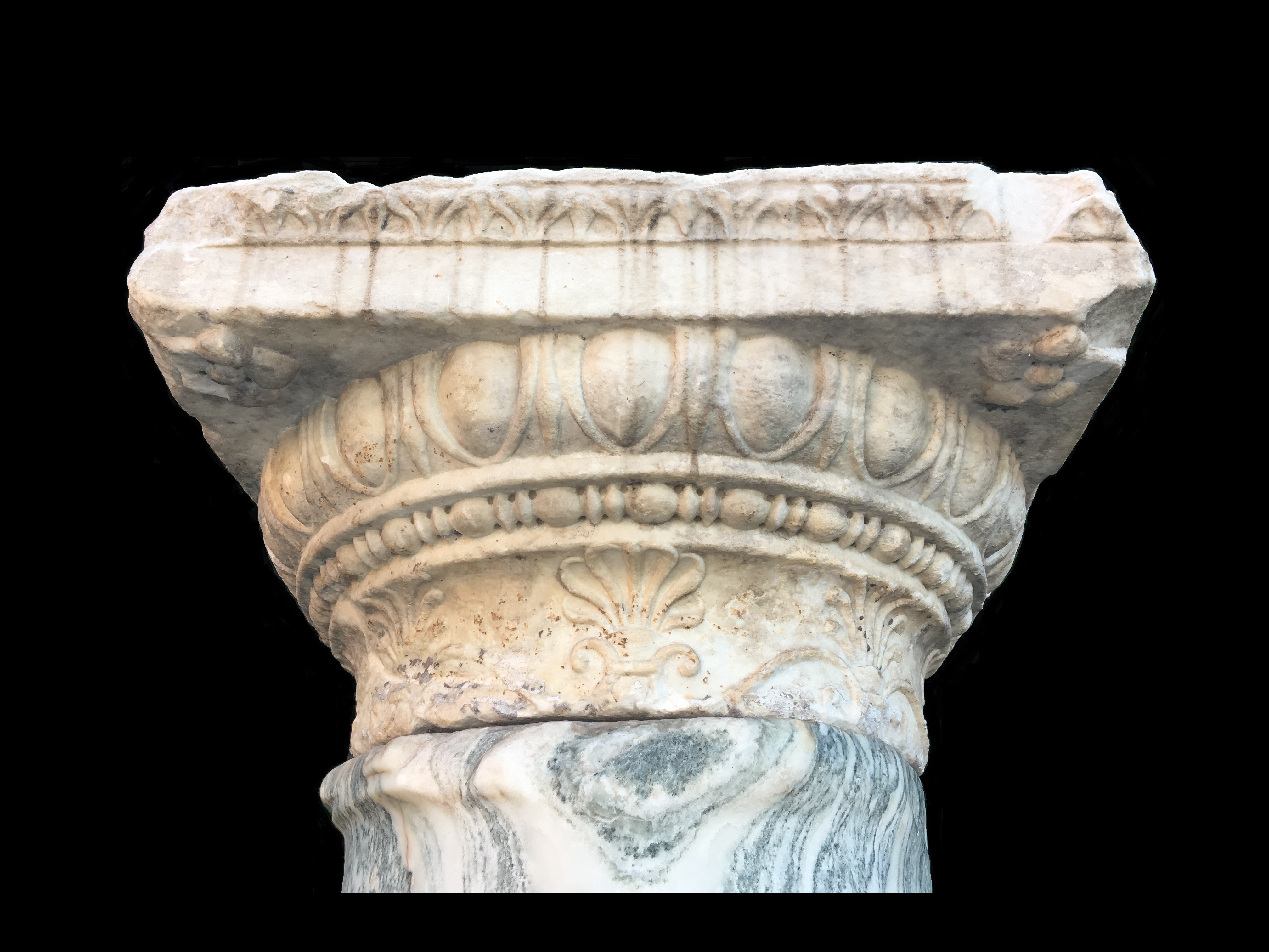 Opera di Capitello tuscanico di colonna